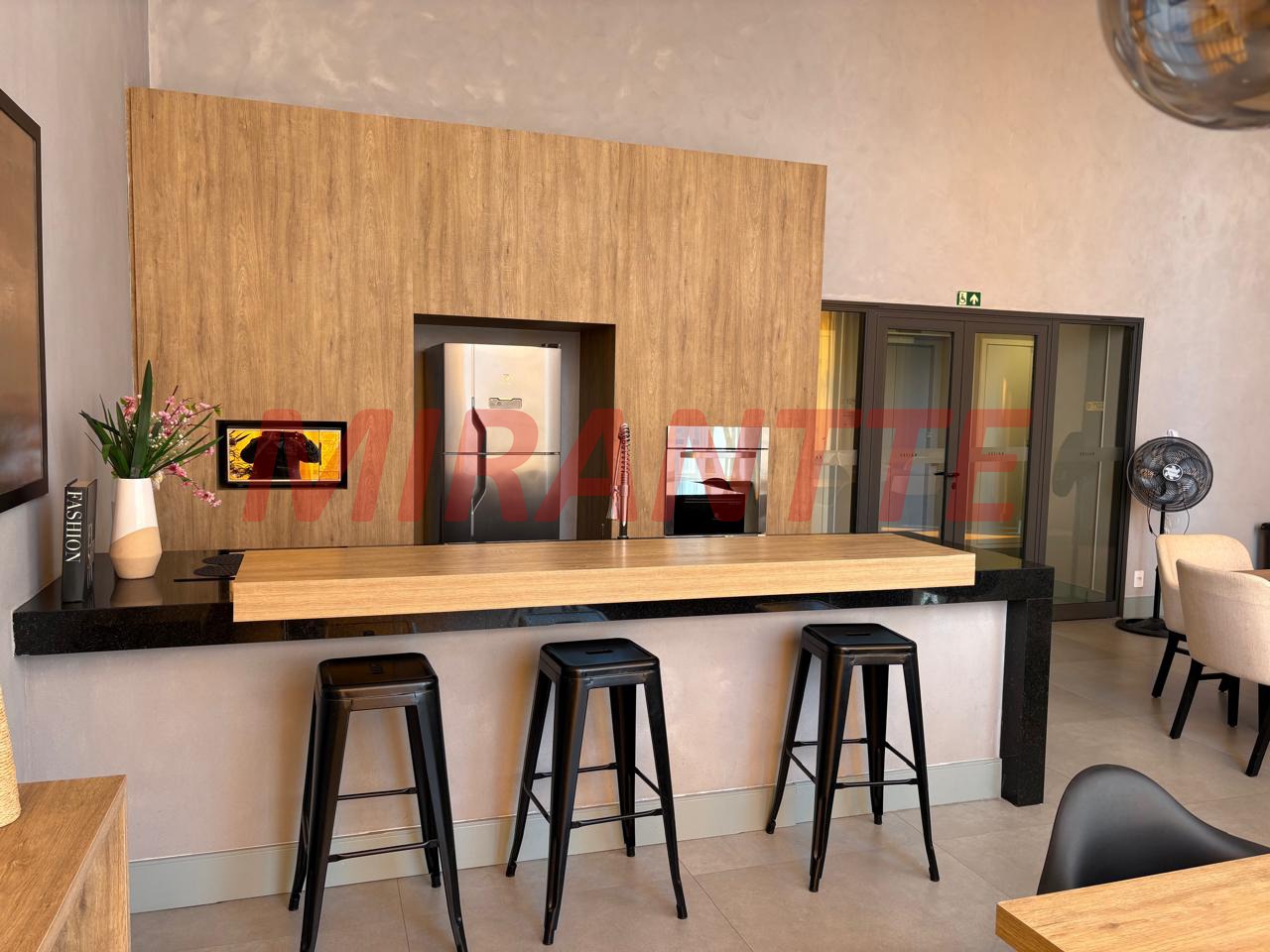 Apartamento de 72m² com 2 quartos em Vila Esperanca