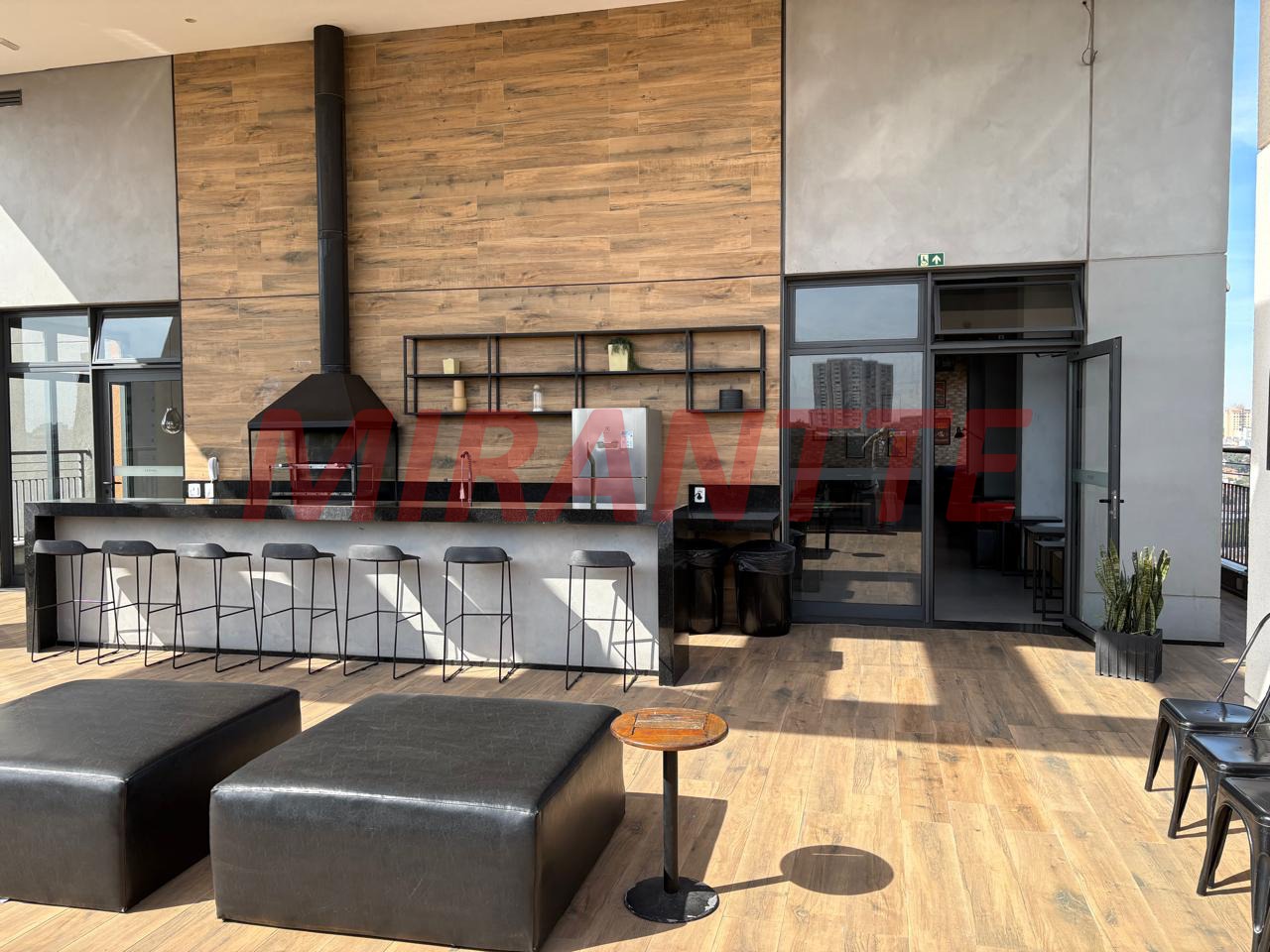 Apartamento de 72m² com 2 quartos em Vila Esperanca