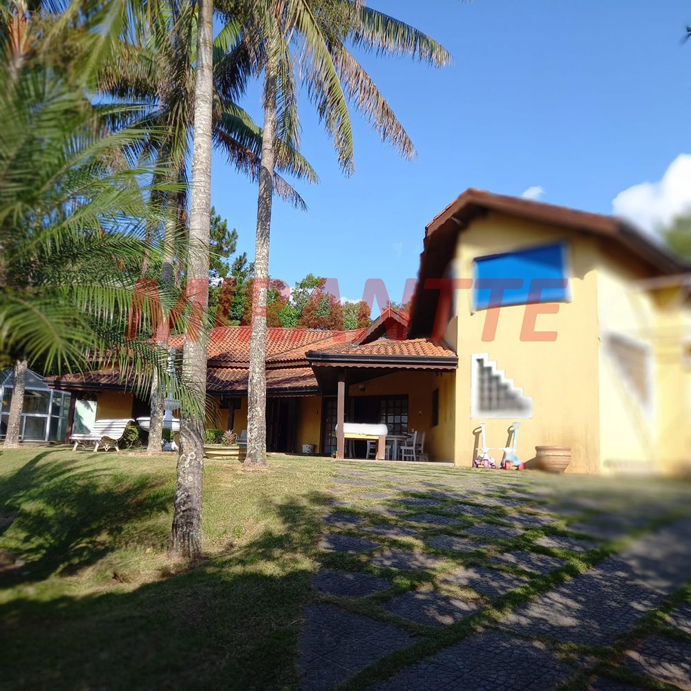 ChÁcara de 464.03m² com 5 quartos em Loteamento Champs Privés