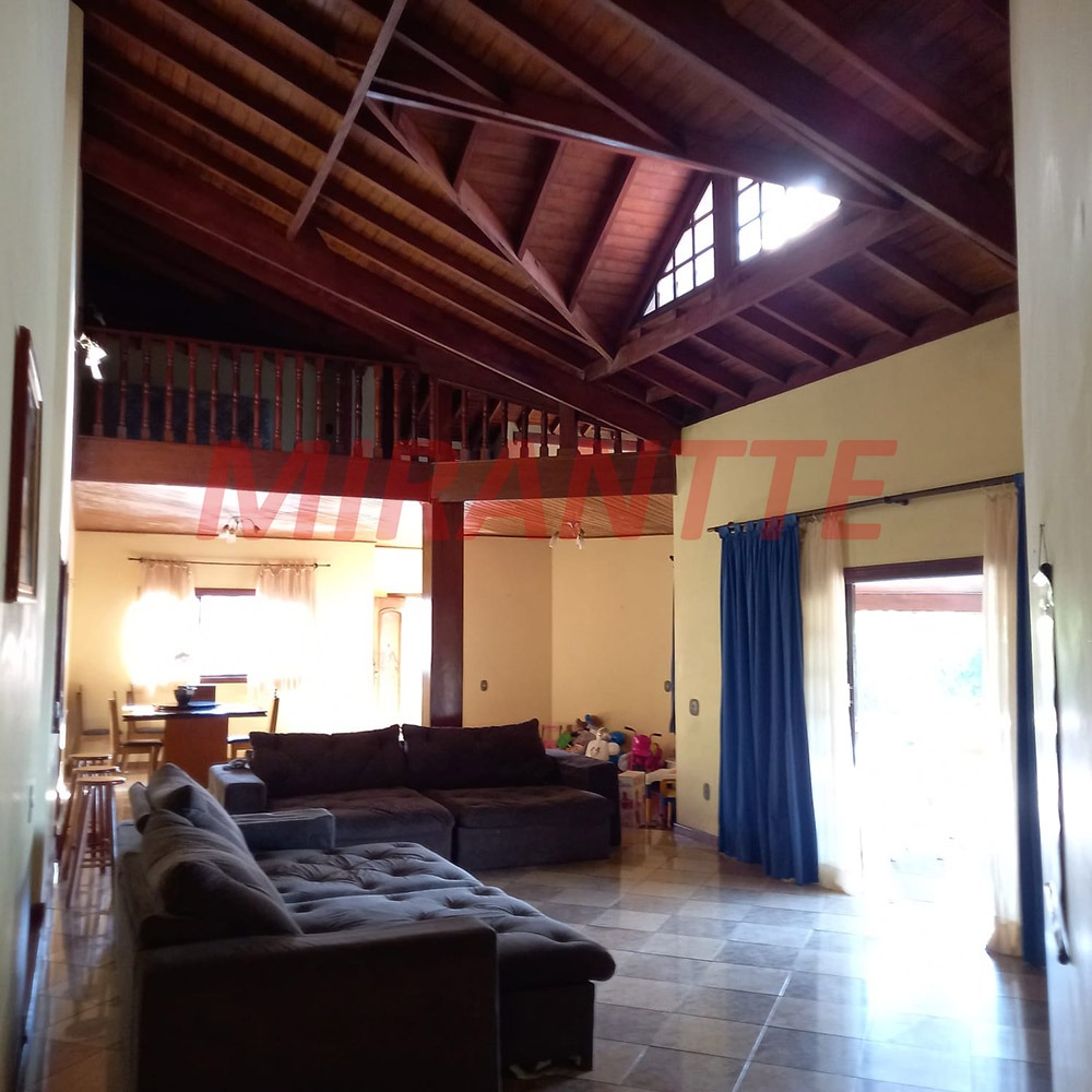ChÁcara de 464.03m² com 5 quartos em Loteamento Champs Privés