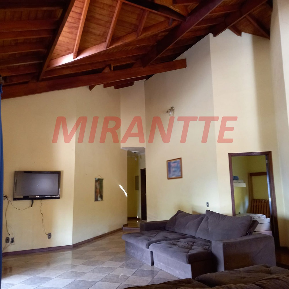 ChÁcara de 464.03m² com 5 quartos em Loteamento Champs Privés