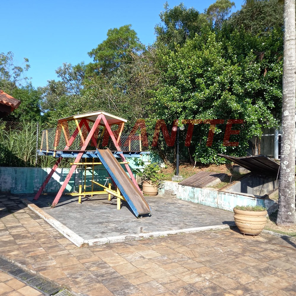 ChÁcara de 464.03m² com 5 quartos em Loteamento Champs Privés