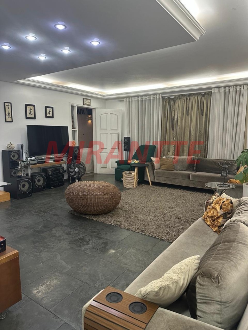 Casa terrea de 210m² com 4 quartos em Bortolândia