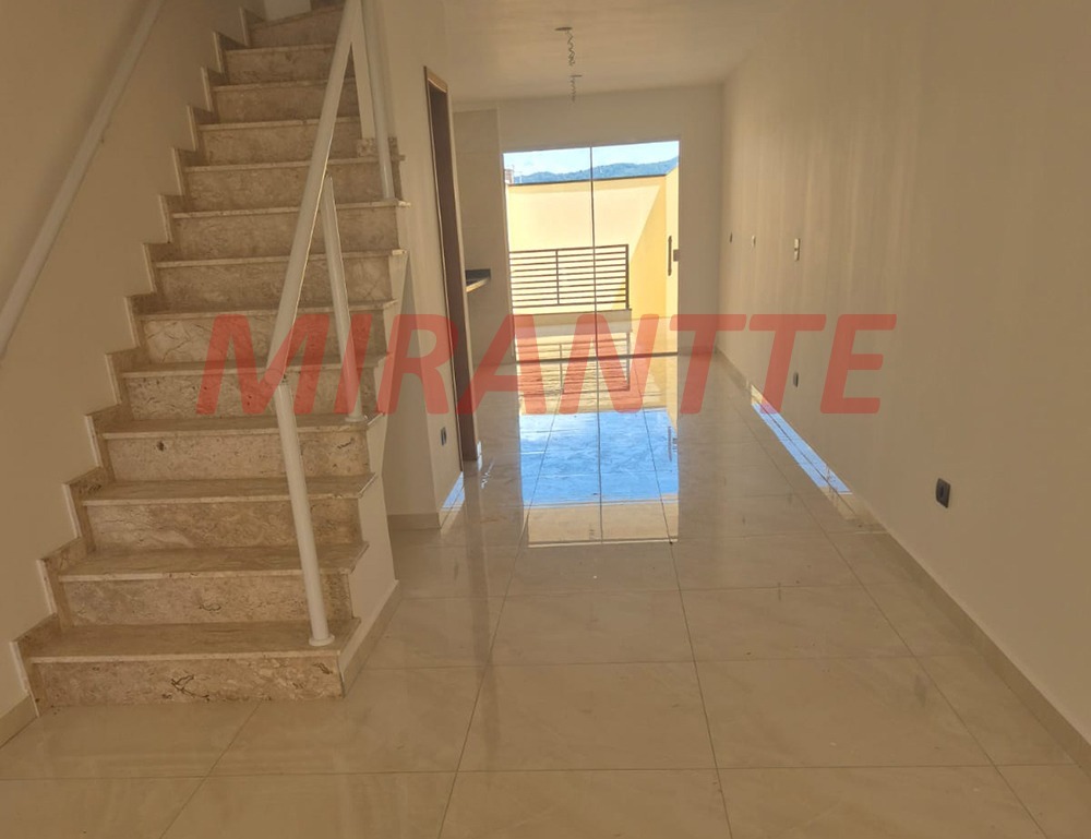 Sobrado de 134.37m² com 3 quartos em Vila Nivi