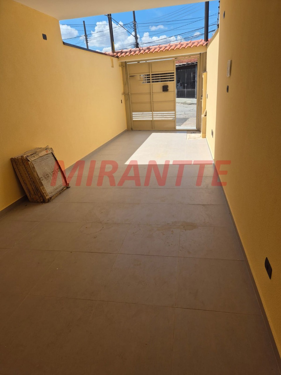Sobrado de 134.37m² com 3 quartos em Vila Nivi
