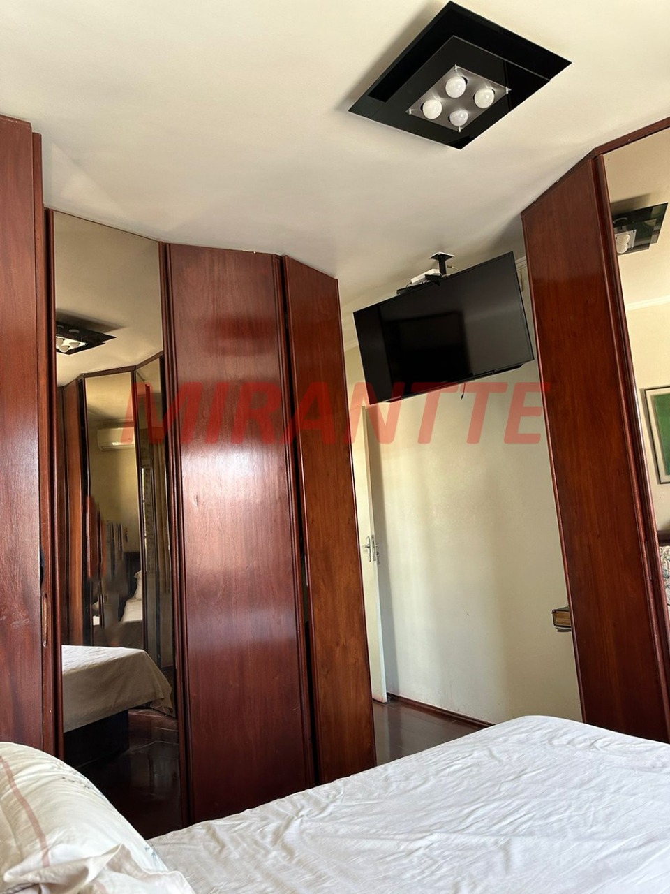 Casa terrea de 114m² com 3 quartos em Vila Isolina Mazzei