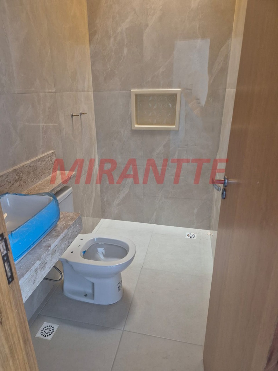 Sobrado de 145.3m² com 3 quartos em Vila Nivi