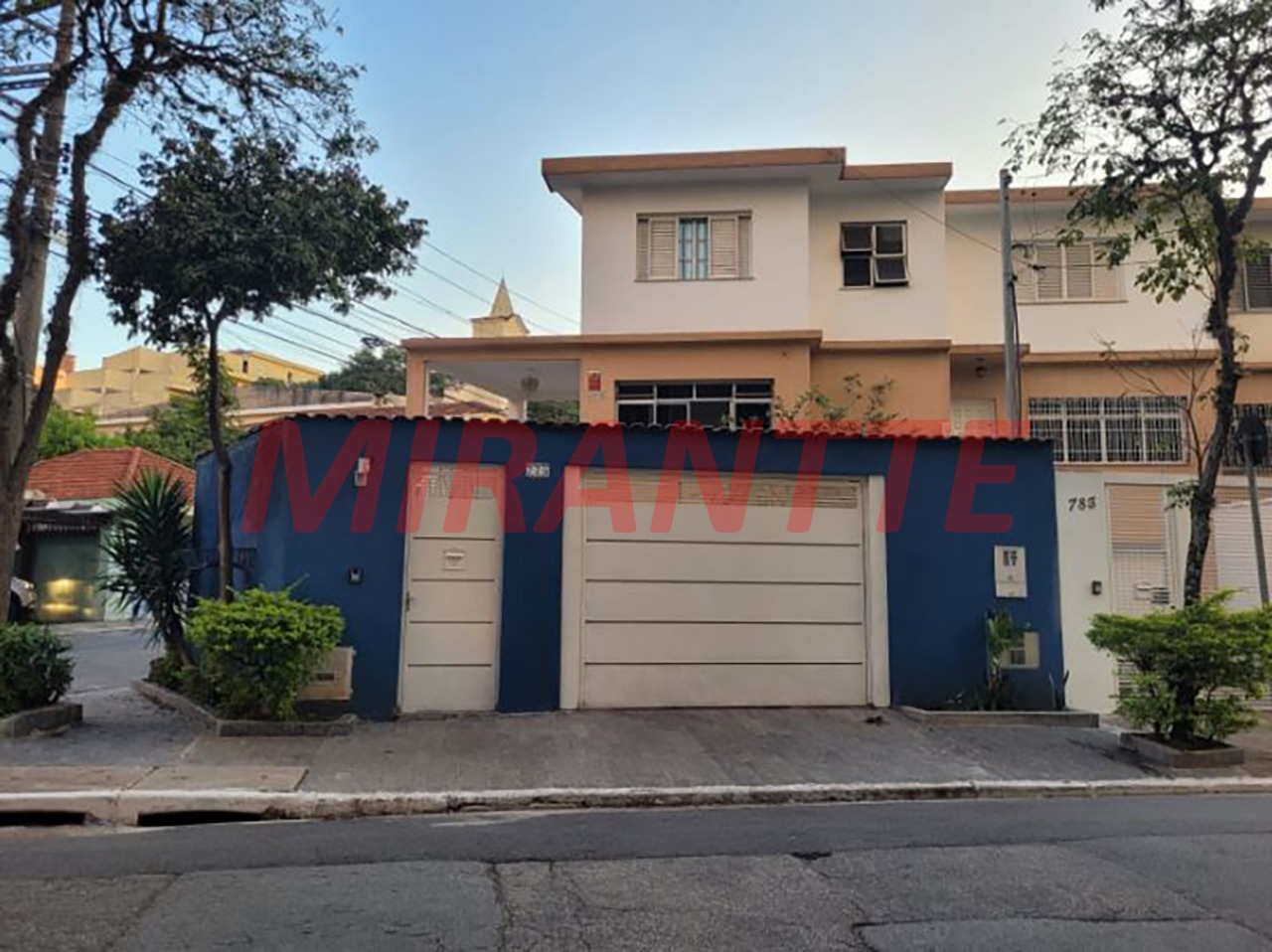 Sobrado de 172m² com 3 quartos em Santa Teresinha