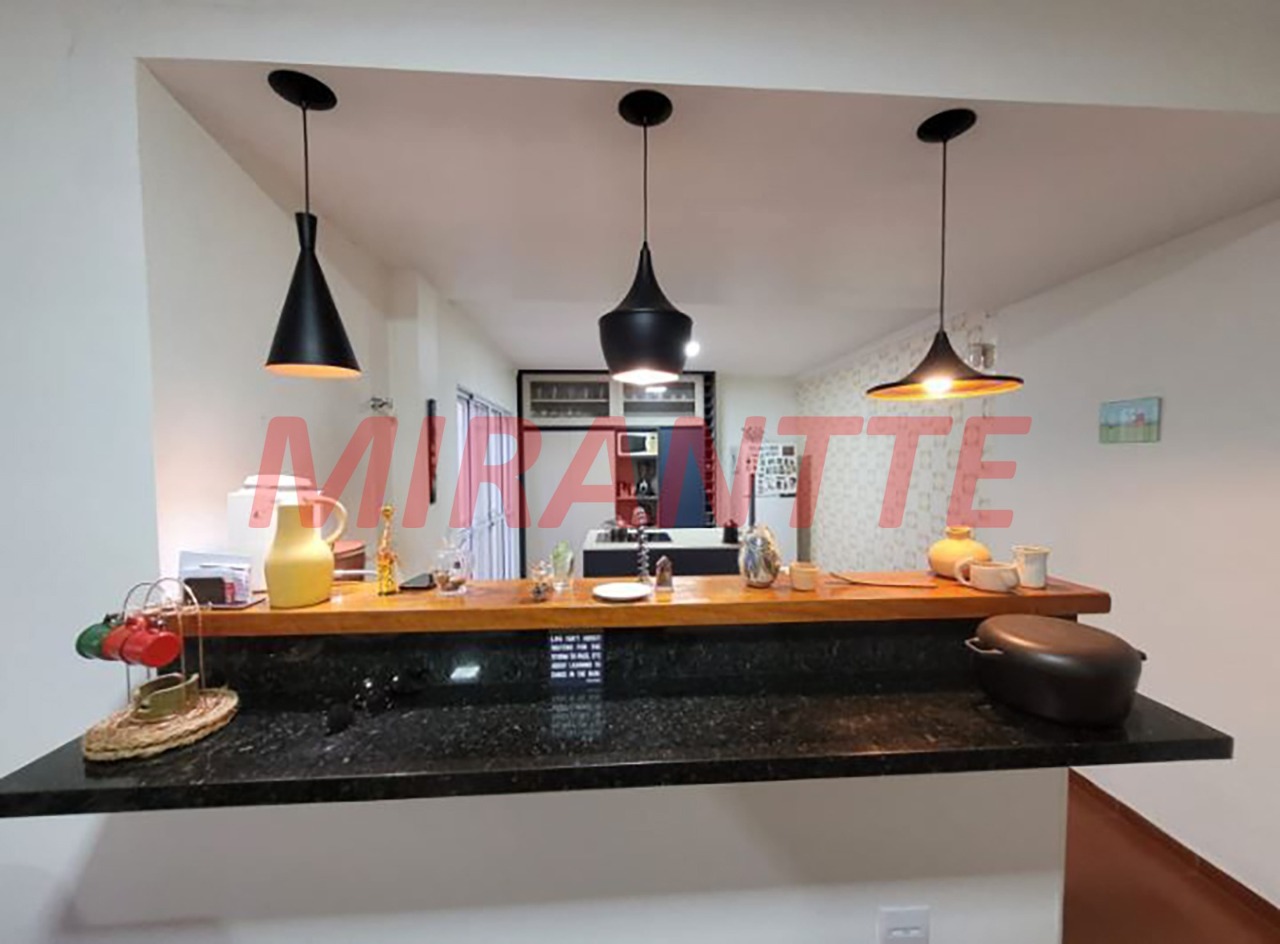 Sobrado de 172m² com 3 quartos em Santa Teresinha