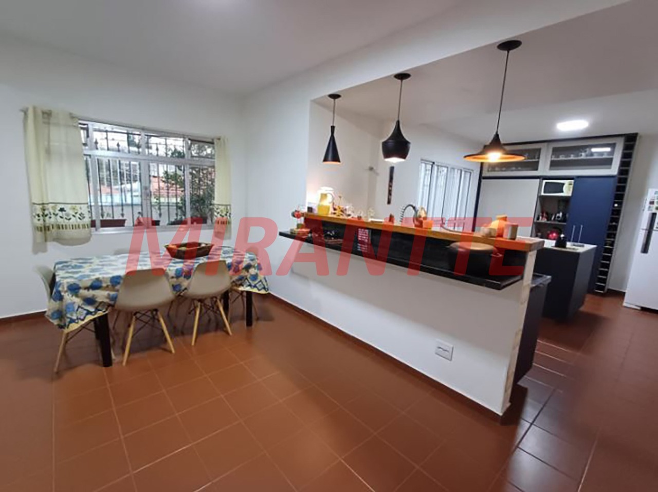 Sobrado de 172m² com 3 quartos em Santa Teresinha