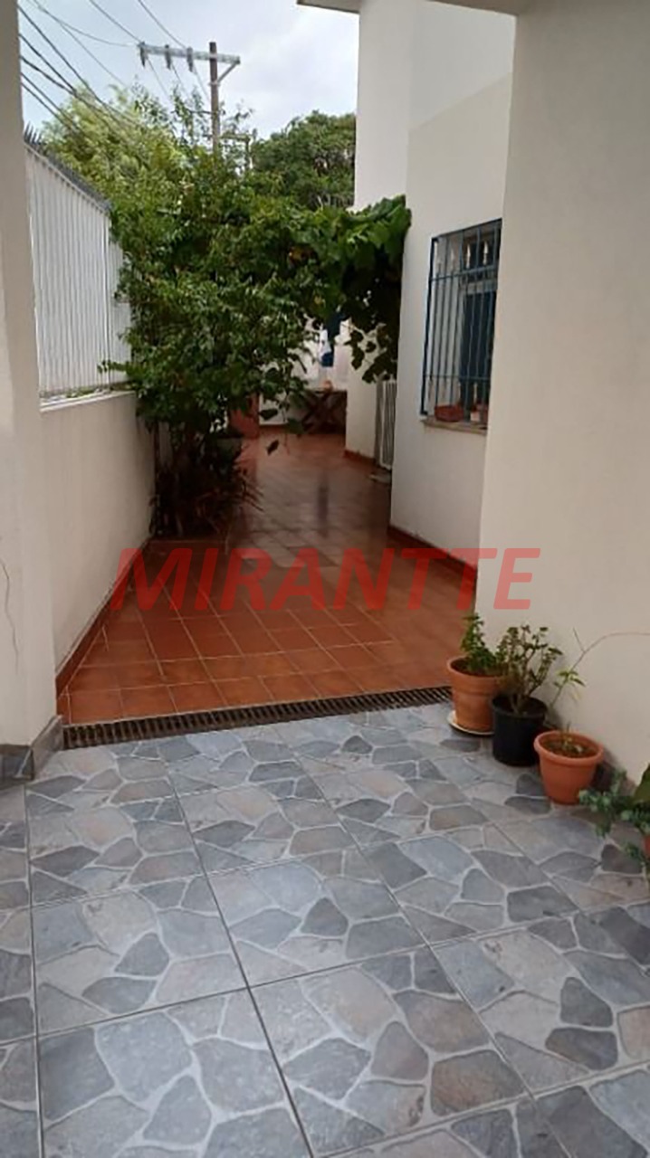 Sobrado de 172m² com 3 quartos em Santa Teresinha