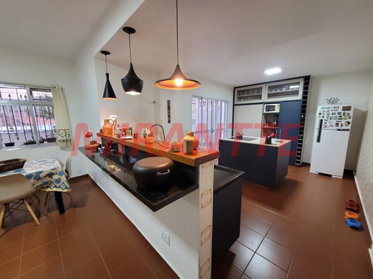 Sobrado de 172m² com 3 quartos em Santa Teresinha
