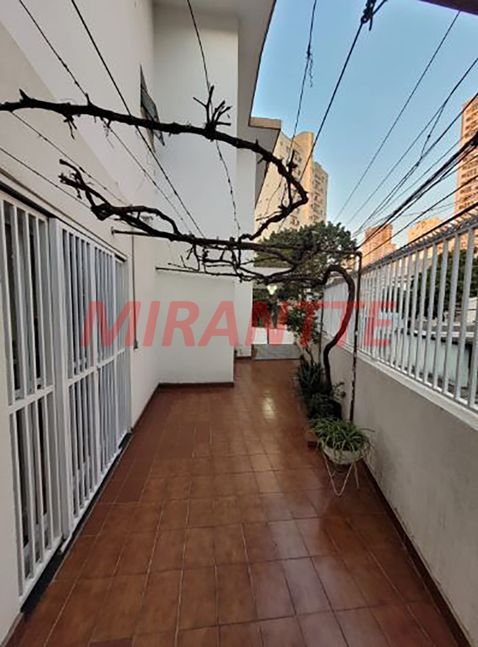 Sobrado de 172m² com 3 quartos em Santa Teresinha