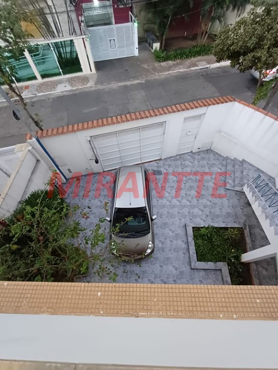 Sobrado de 172m² com 3 quartos em Santa Teresinha