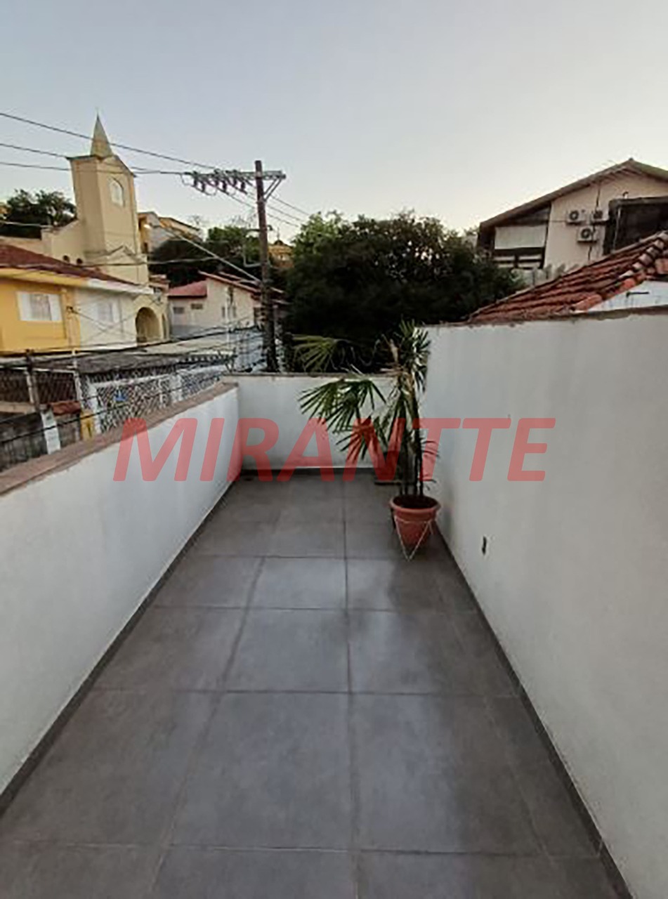 Sobrado de 172m² com 3 quartos em Santa Teresinha