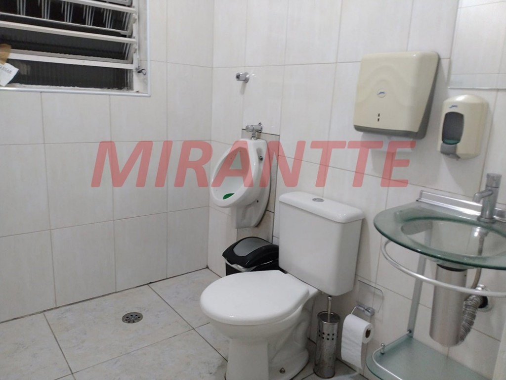 Comercial de 134m² em Santana
