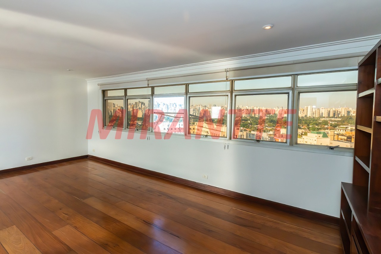 Apartamento de 98m² com 2 quartos em Itaim Bibi