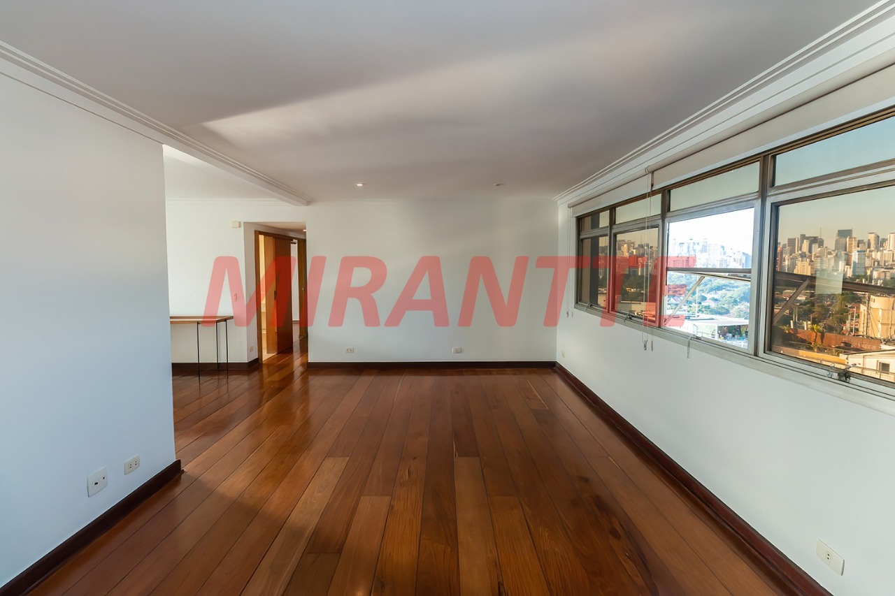 Apartamento de 98m² com 2 quartos em Itaim Bibi