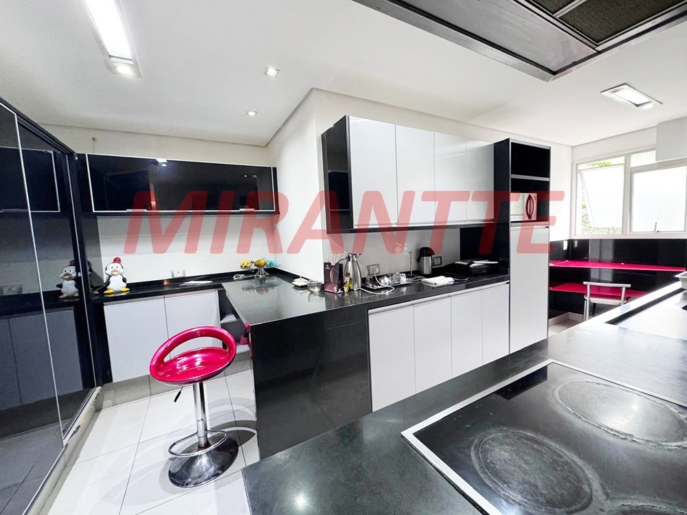 Apartamento de 117m² com 3 quartos em Santana