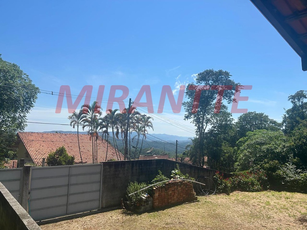 Casa terrea de 295.99m² com 3 quartos em Serra da Cantareira