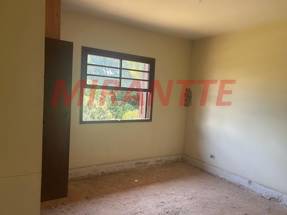 Casa terrea de 295.99m² com 3 quartos em Serra da Cantareira