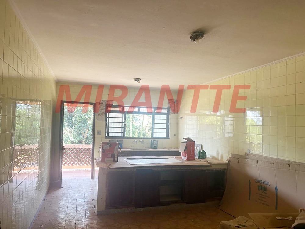 Casa terrea de 295.99m² com 3 quartos em Serra da Cantareira