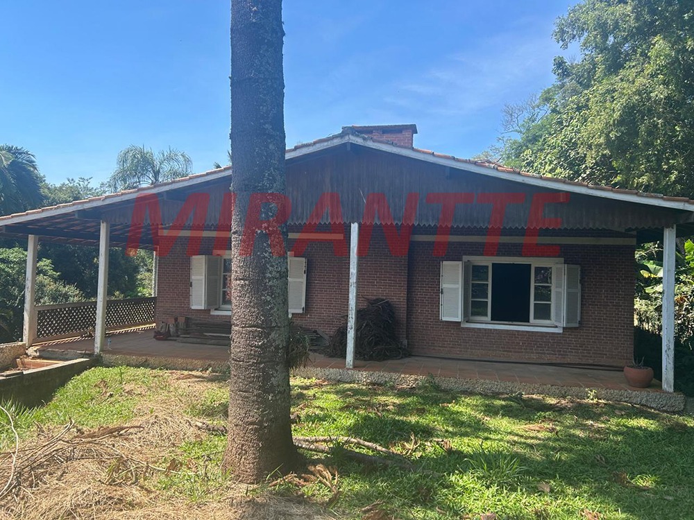 Casa terrea de 295.99m² com 3 quartos em Serra da Cantareira