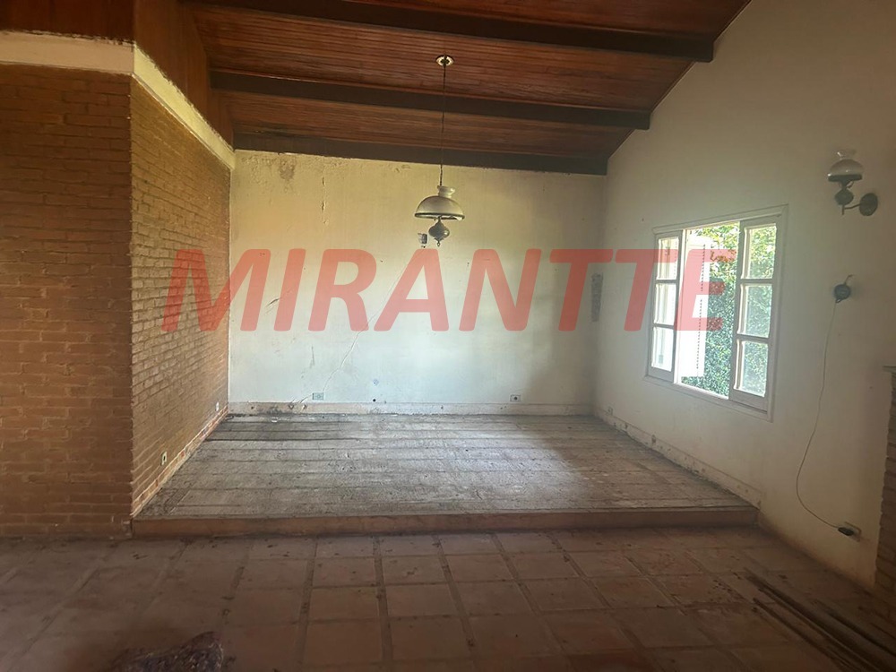 Casa terrea de 295.99m² com 3 quartos em Serra da Cantareira