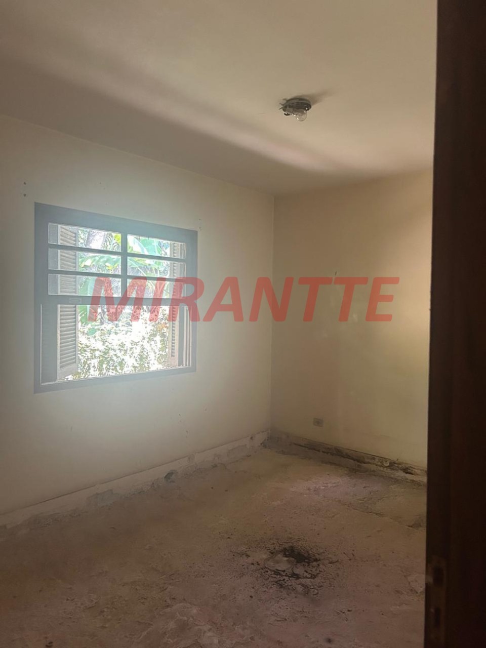 Casa terrea de 295.99m² com 3 quartos em Serra da Cantareira