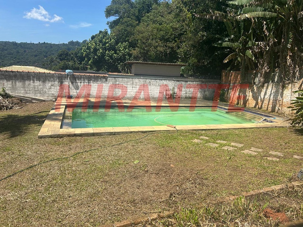Casa terrea de 295.99m² com 3 quartos em Serra da Cantareira
