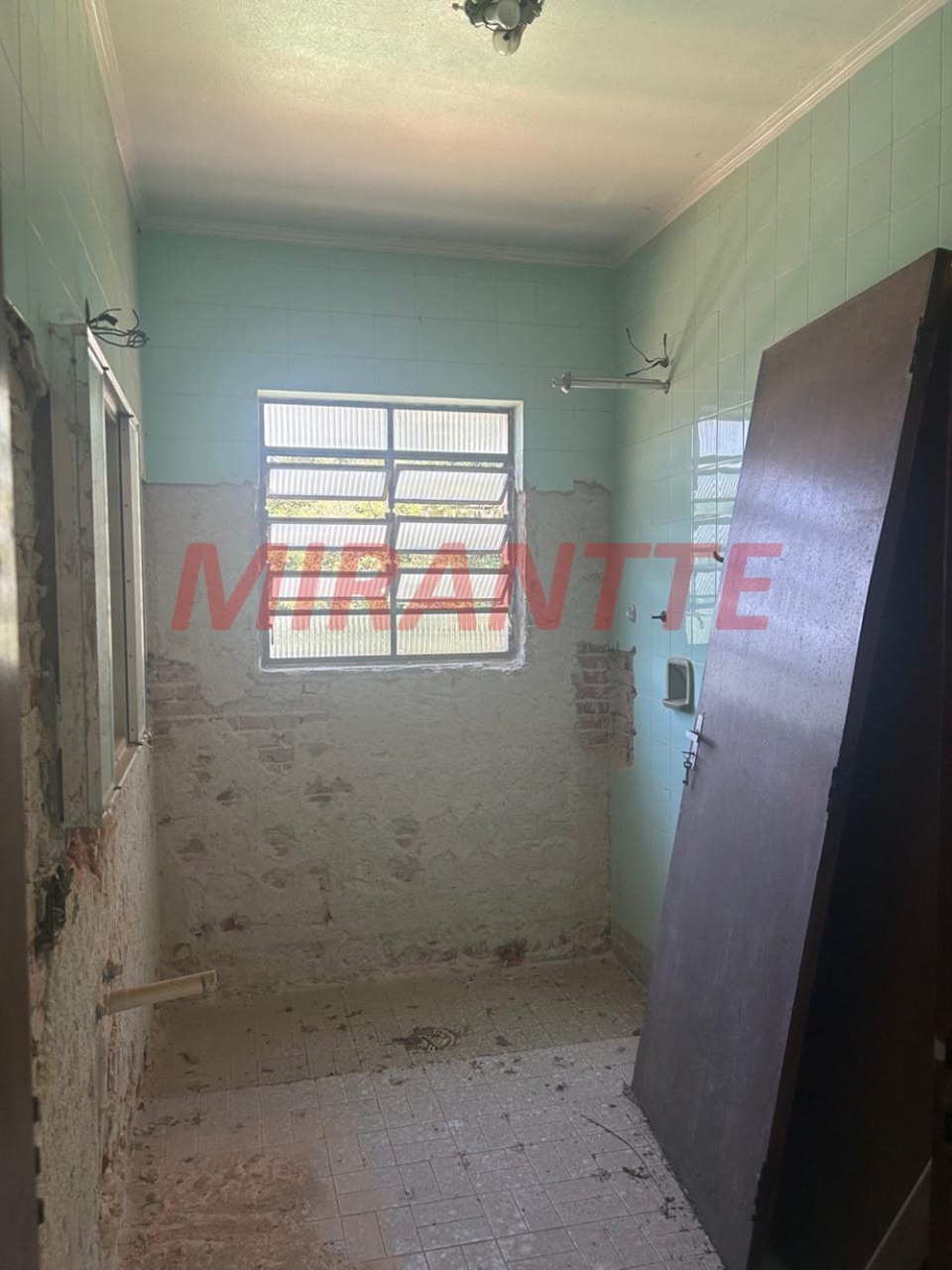 Casa terrea de 295.99m² com 3 quartos em Serra da Cantareira