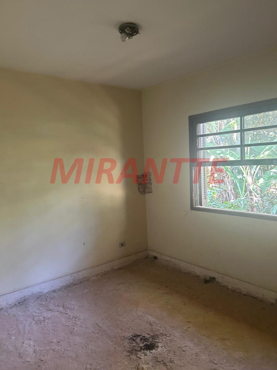 Casa terrea de 295.99m² com 3 quartos em Serra da Cantareira