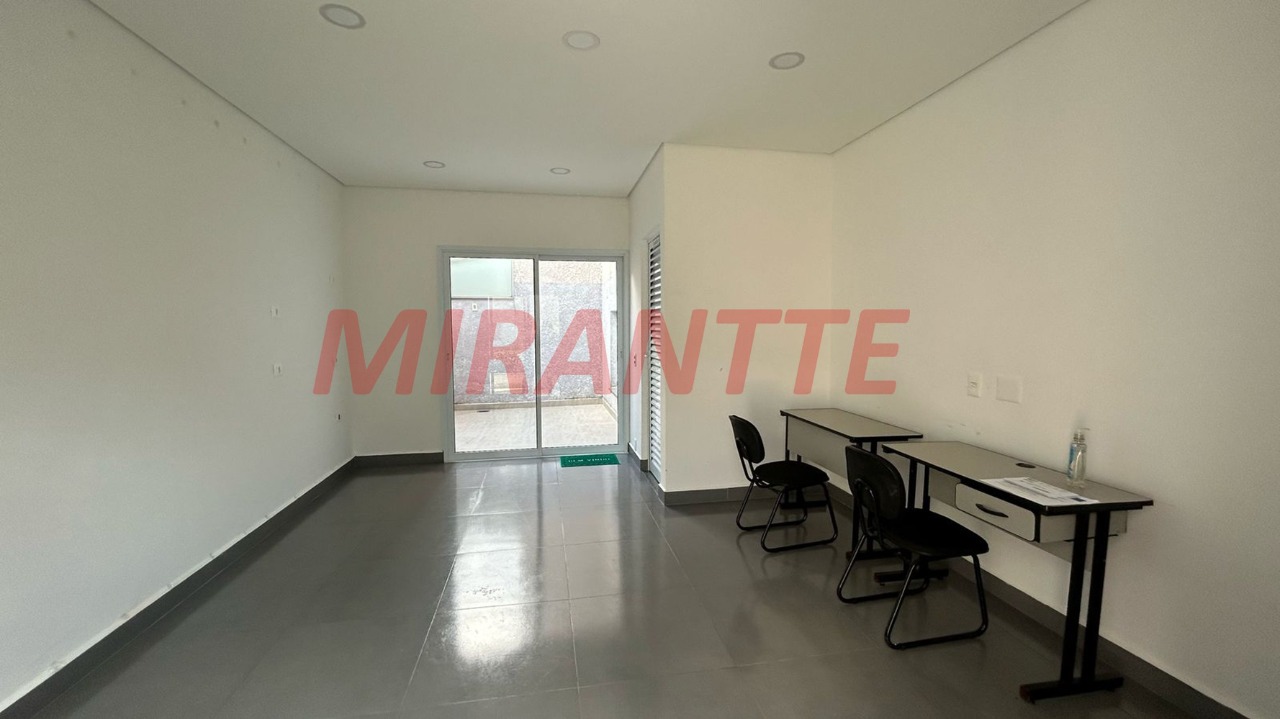 Apartamento de 32m² com 1 quartos em Santa Teresinha