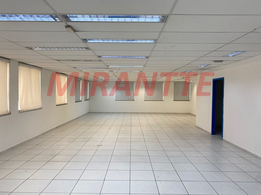 Comercial de 800m² em Santana