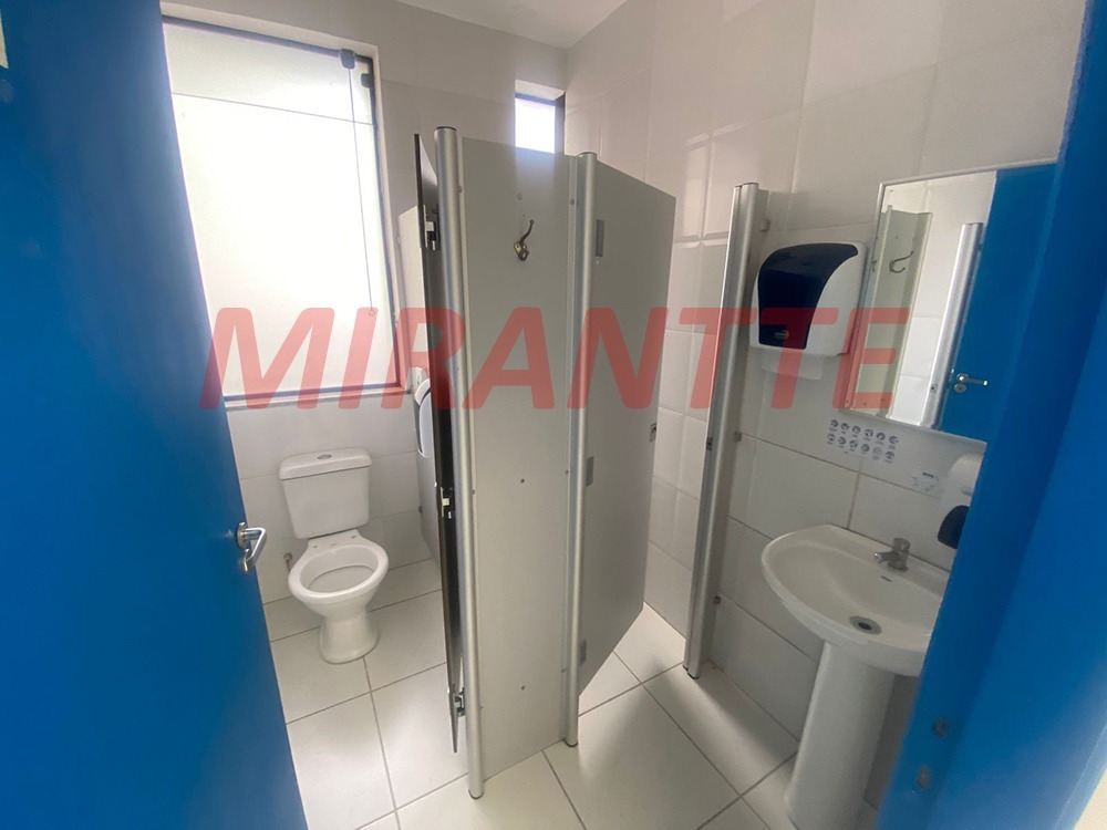 Comercial de 800m² em Santana