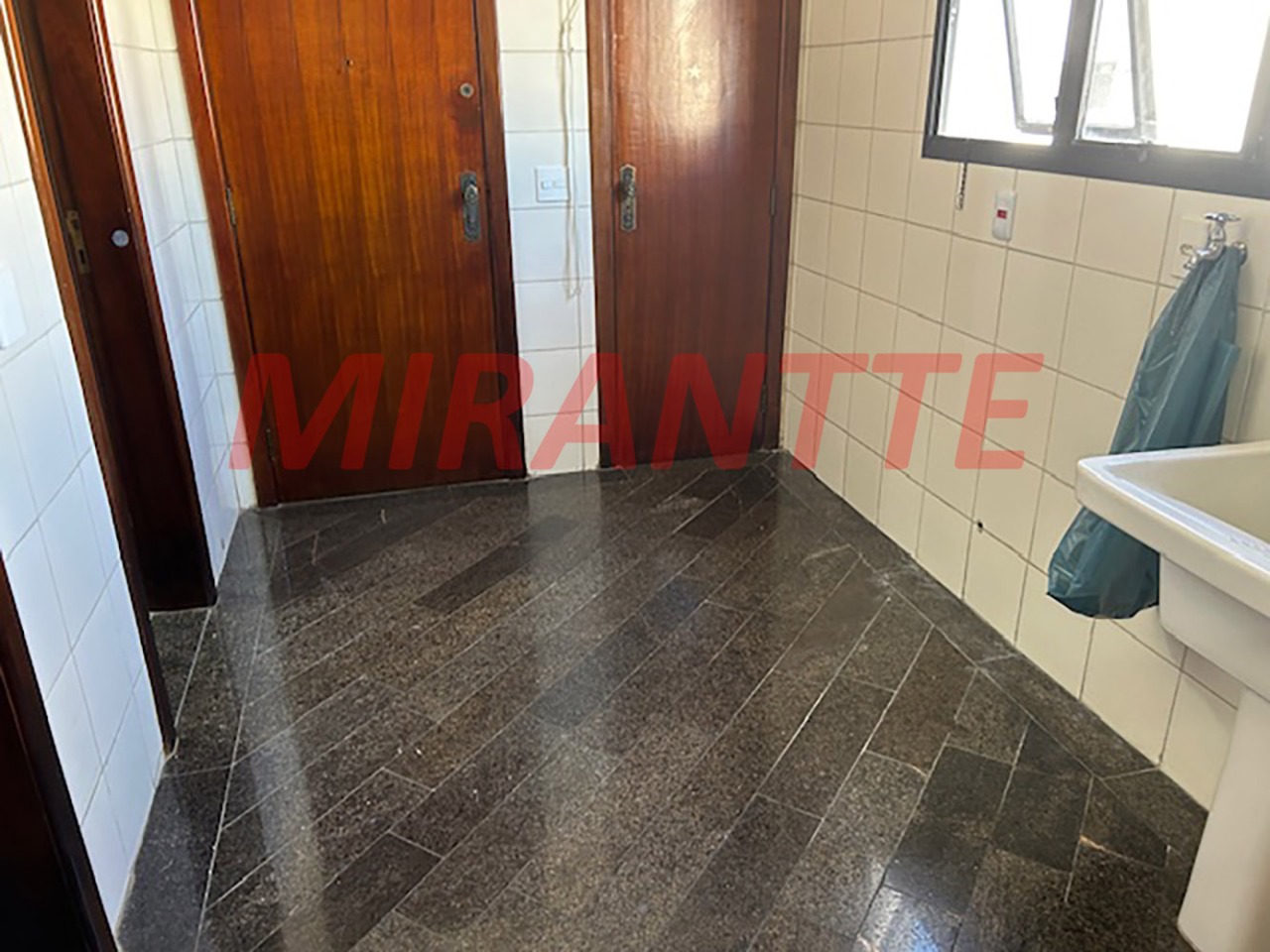 Apartamento de 237m² com 4 quartos em Santana