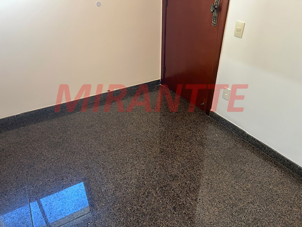 Apartamento de 237m² com 4 quartos em Santana