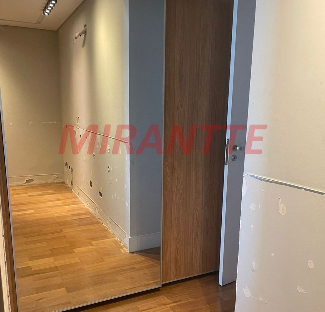 Cobertura de 505.58m² com 3 quartos em Santana