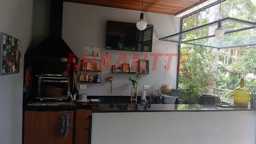 Casa terrea de 202.3m² com 3 quartos em Caraguata