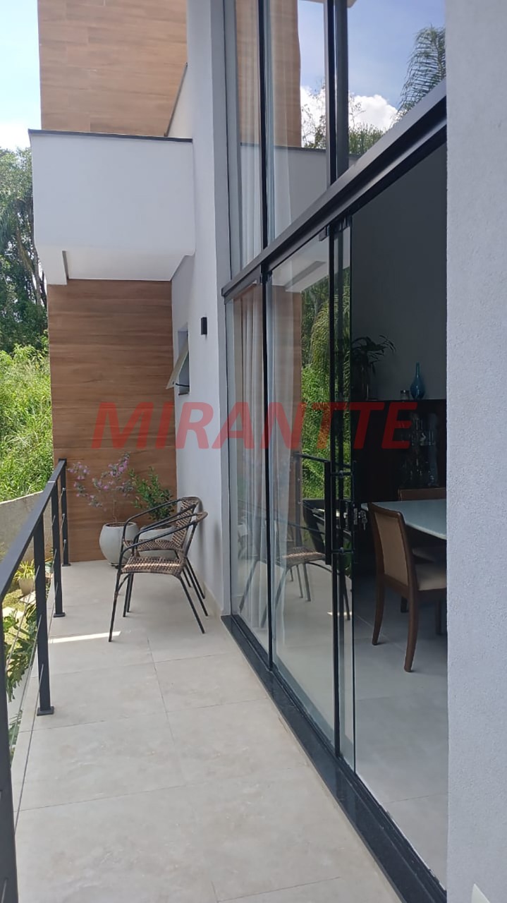 Casa terrea de 202.3m² com 3 quartos em Caraguata