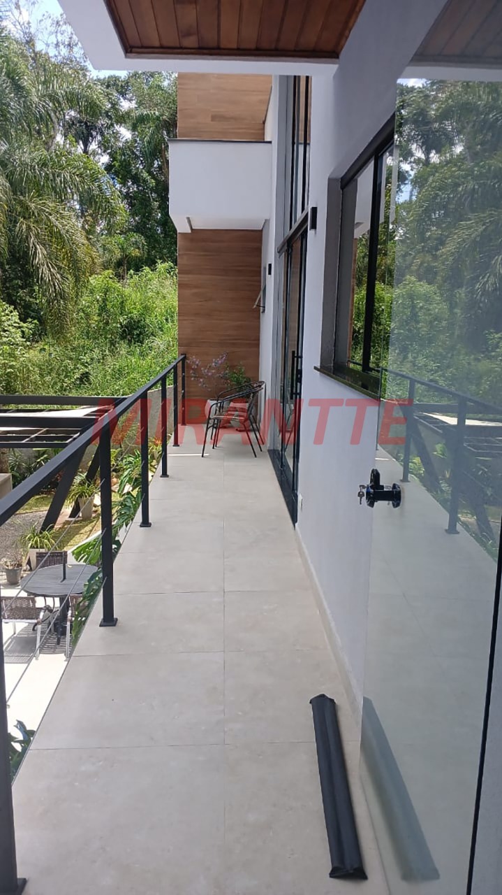 Casa terrea de 202.3m² com 3 quartos em Caraguata