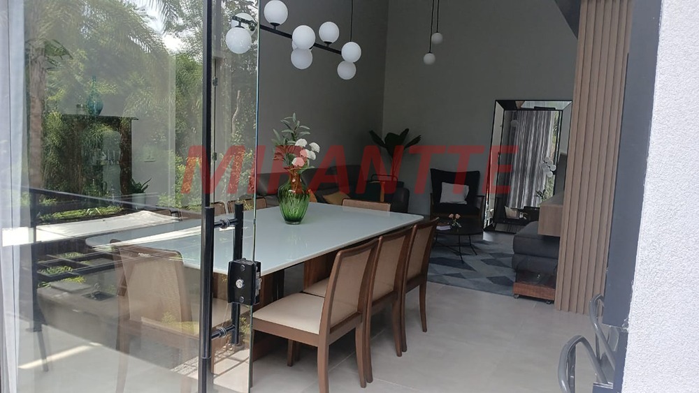 Casa terrea de 202.3m² com 3 quartos em Caraguata