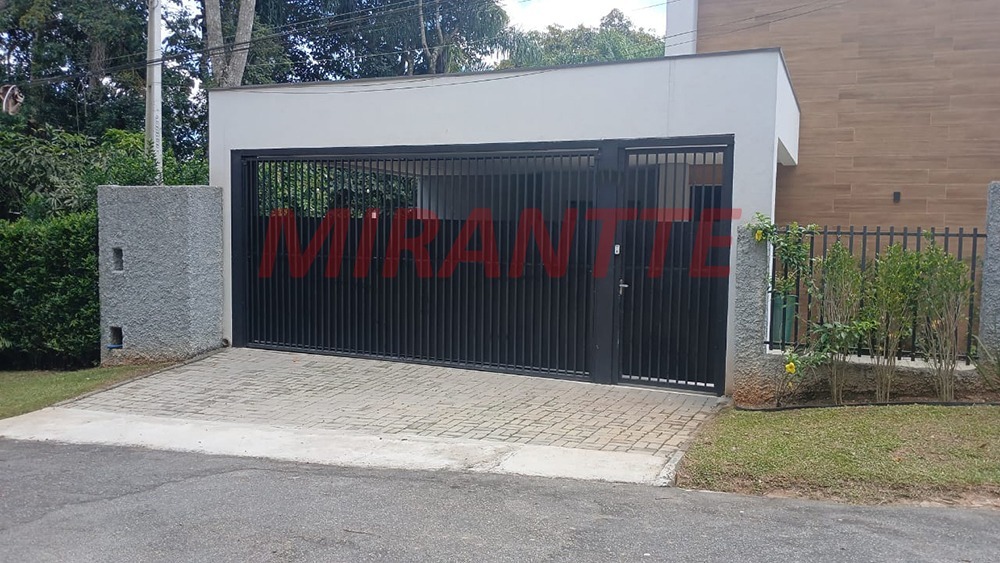 Casa terrea de 202.3m² com 3 quartos em Caraguata