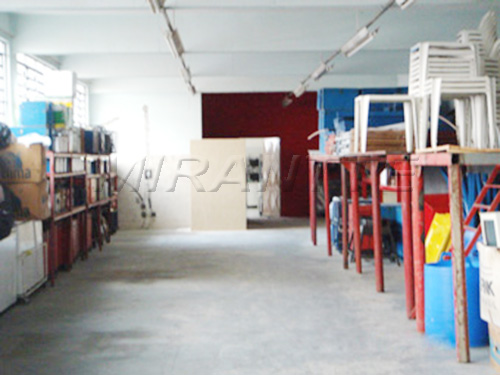 Comercial de 722m² em Vila Amalia