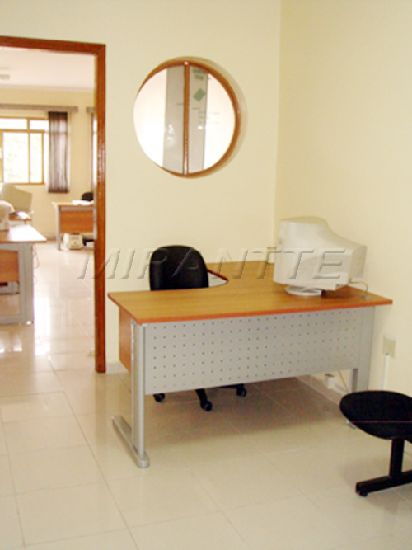 Comercial de 722m² em Vila Amalia