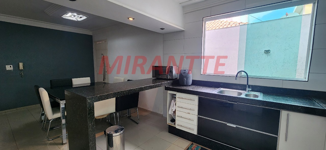 Sobrado de 182m² com 4 quartos em Vila Guilherme