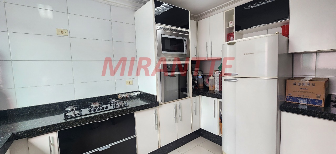 Sobrado de 182m² com 4 quartos em Vila Guilherme