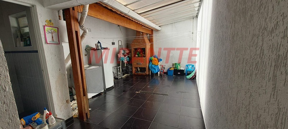Sobrado de 120m² com 2 quartos em Jardim Tremebé
