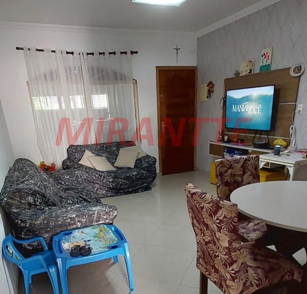 Sobrado de 120m² com 2 quartos em Jardim Tremebé