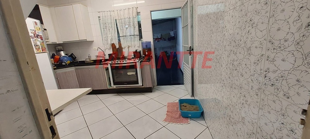 Sobrado de 120m² com 2 quartos em Jardim Tremebé